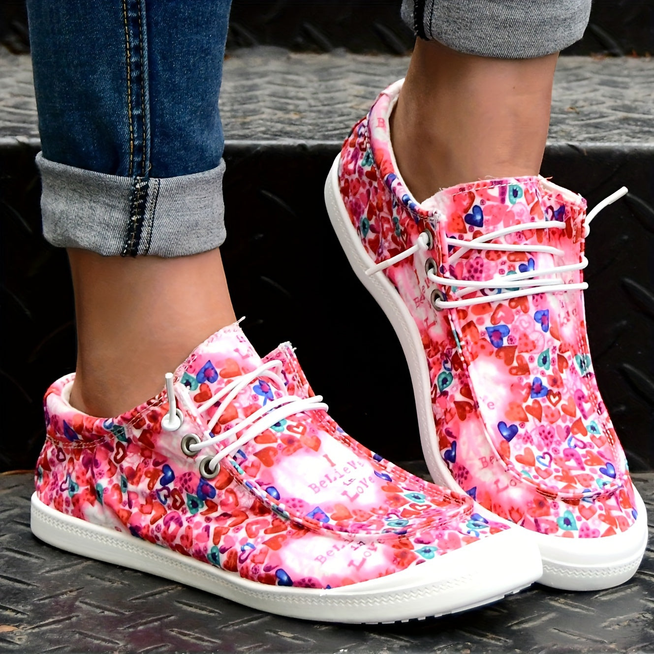 Pink Heart Letter Print Women's Canvas Shoes Flat Comfortable Lightweight