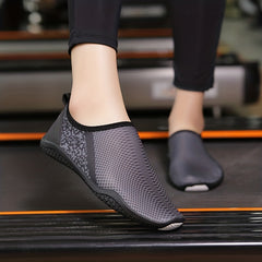 Men's Breathable Plaid Water Shoes for Hiking Fitness