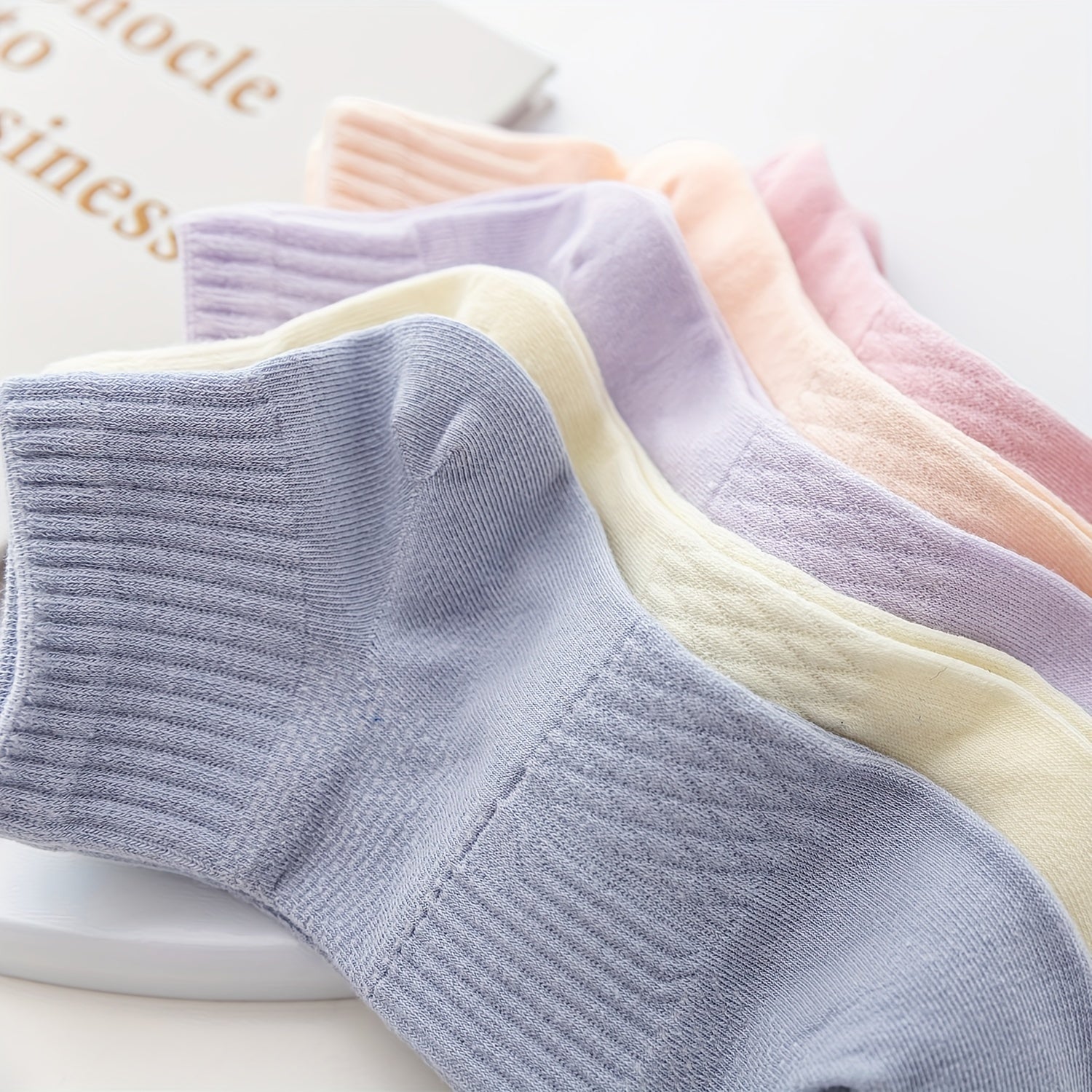 5 Pairs Sports Crew Socks Comfy & Breathable Women's Stockings