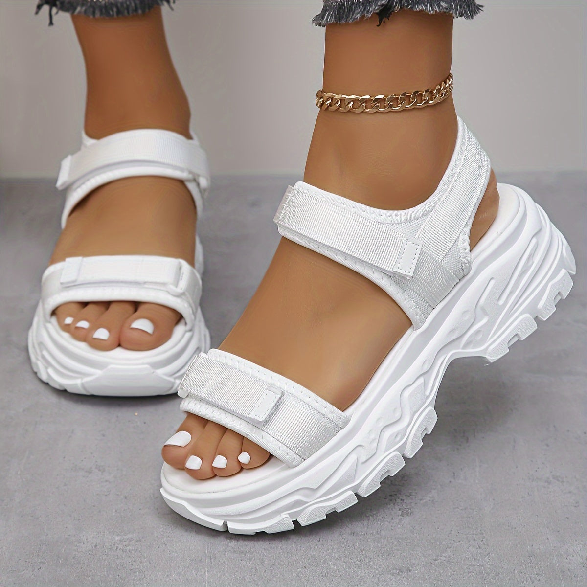 Women's Thick Soled Sports Sandals Lightweight Comfortable Slides