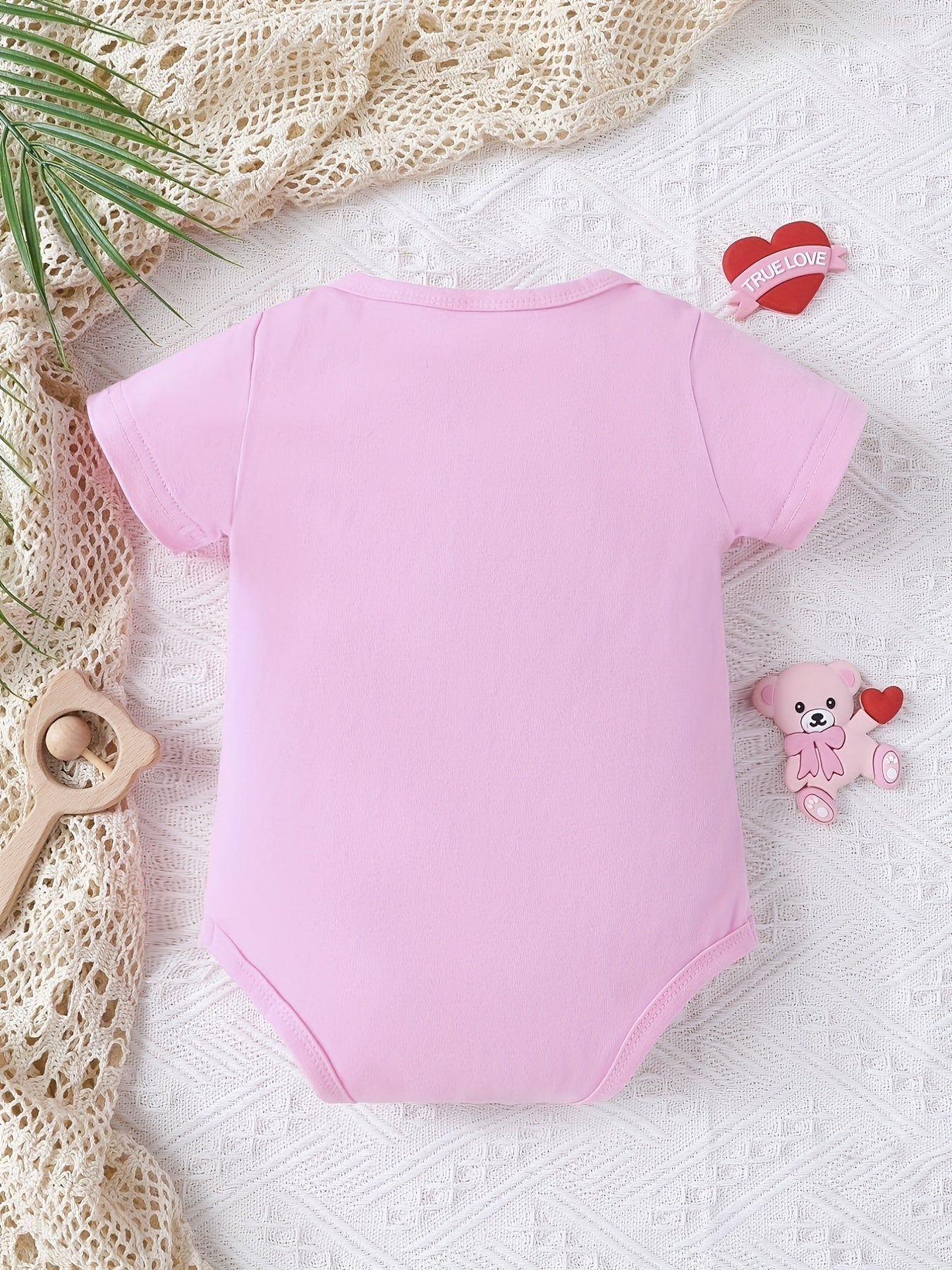 Letter Graphic Print Short Sleeve Onesie for Baby Boys and Girls