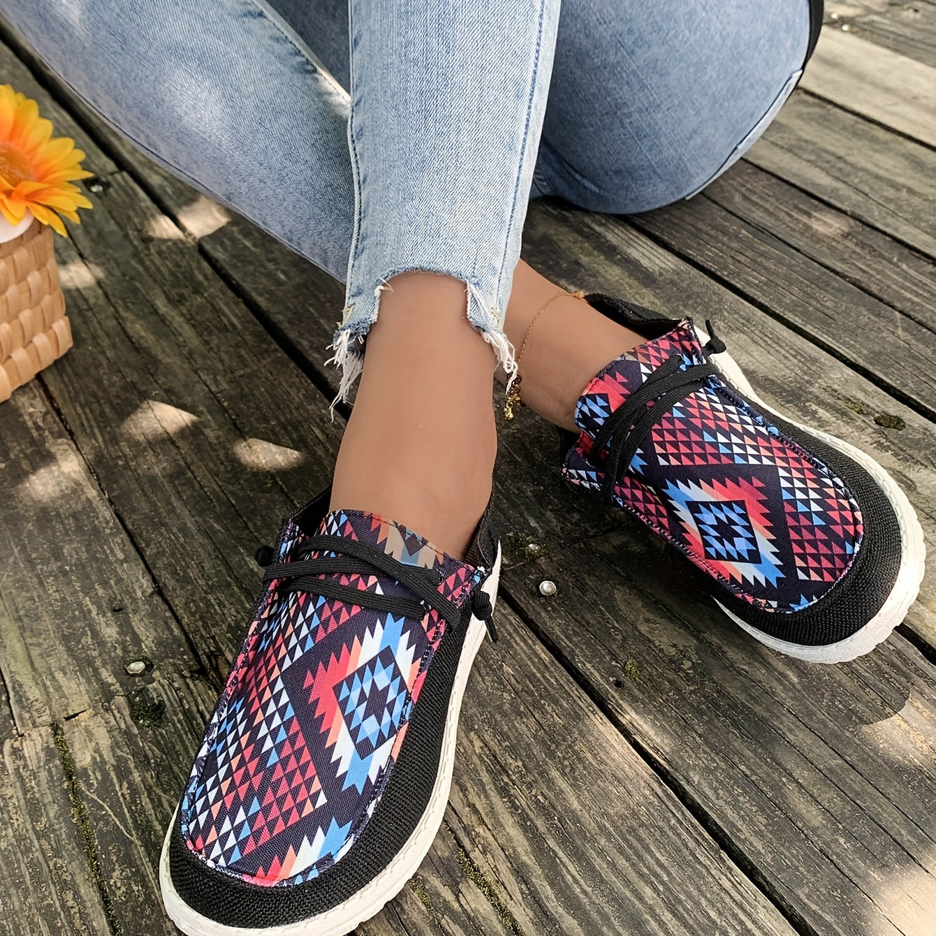 Women's Canvas Lace Up Sneakers Lightweight Casual Outdoor Shoes