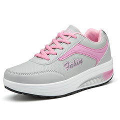 Women's Lightweight Platform Sneakers Lace Up Running Shoes