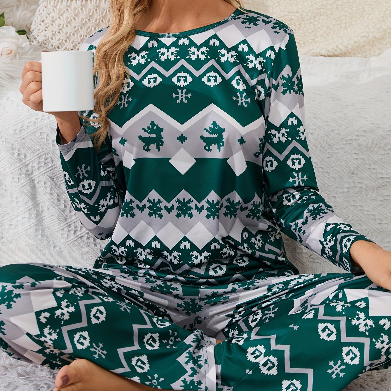 Geometric Print Pajama Set Long Sleeve Top & Pants