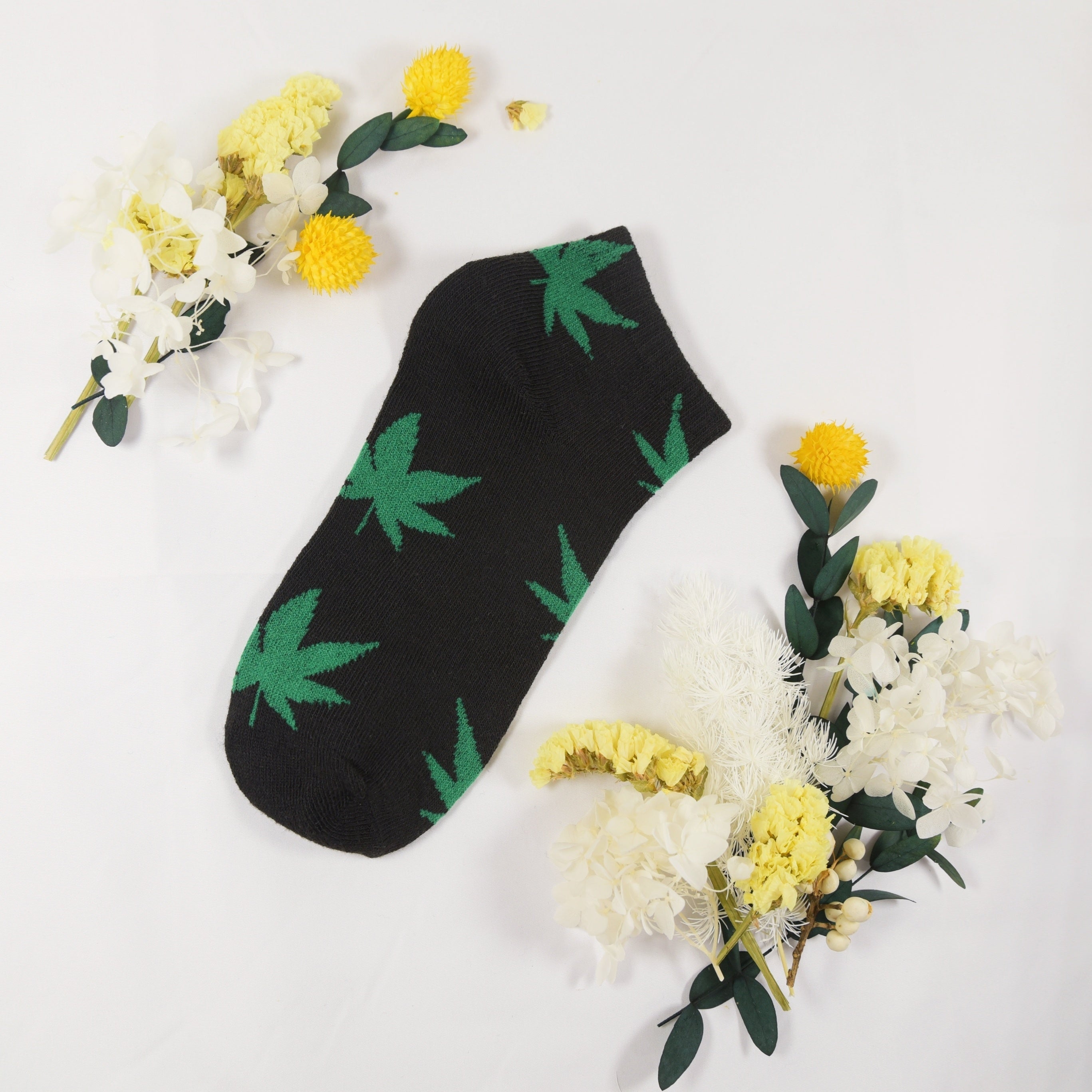 5 Pairs Maple Leaf Print Ankle Socks Lightweight Soft for Women & Men