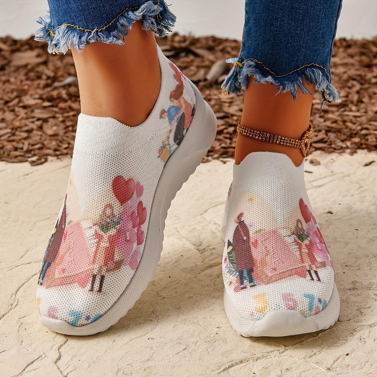 Cartoon Couple Graphic Sneakers Breathable Outdoor Walking Shoes Women