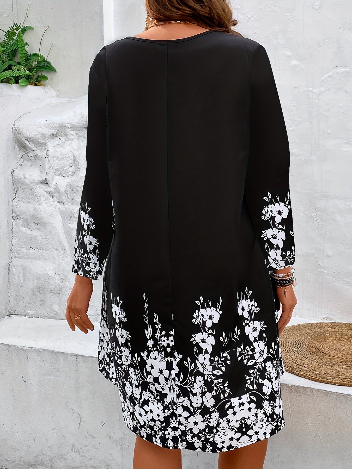 Women's V-Neck Floral Print Mesh Long Sleeve Dress
