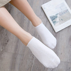 Women's Solid Ankle Socks Soft & Lightweight Sports Stockings
