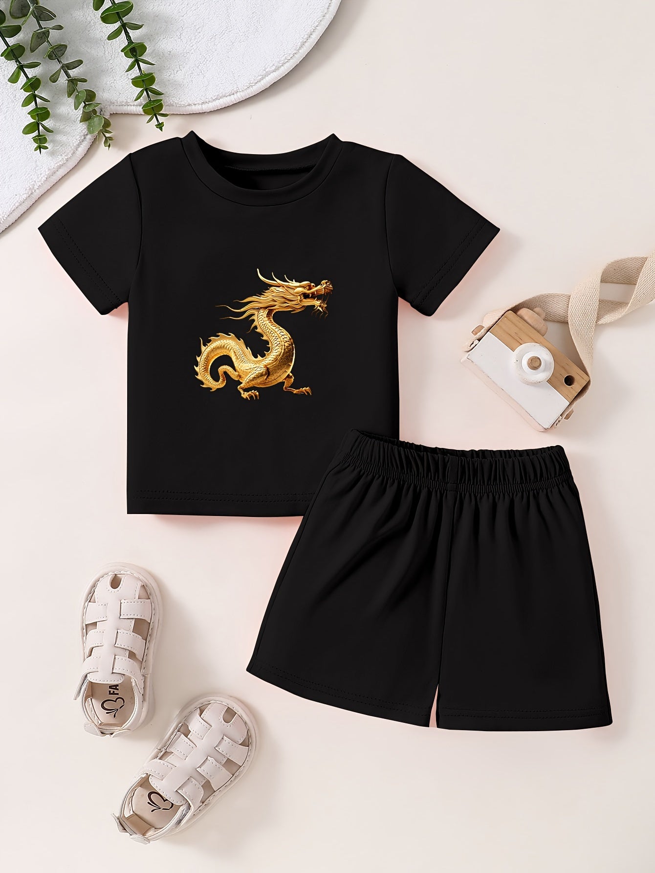 Toddler Dragon Cartoon Print T-shirt & Shorts Set