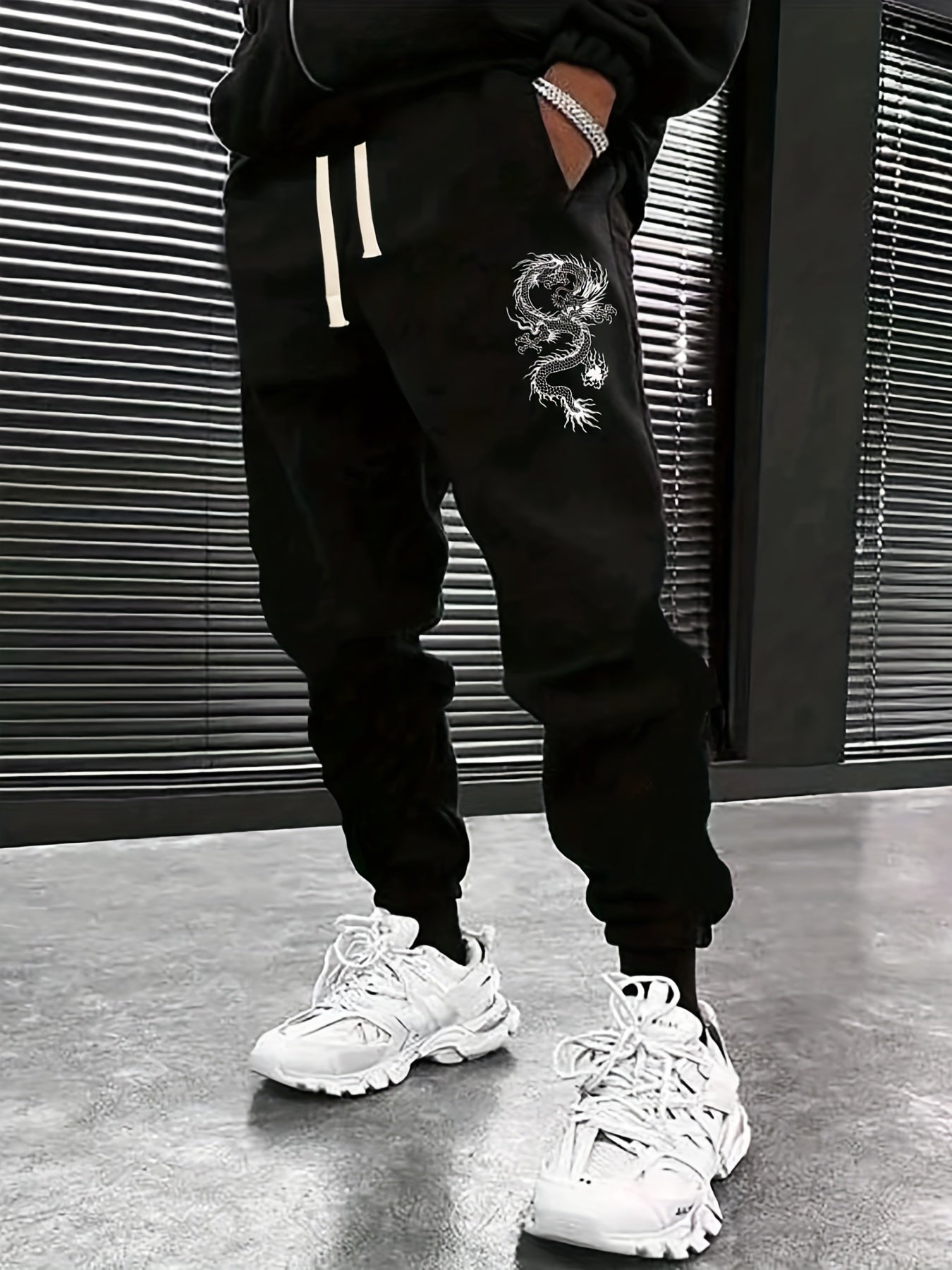 Men's Dragon Graphic Joggers - Stylish and Comfortable Sweatpants