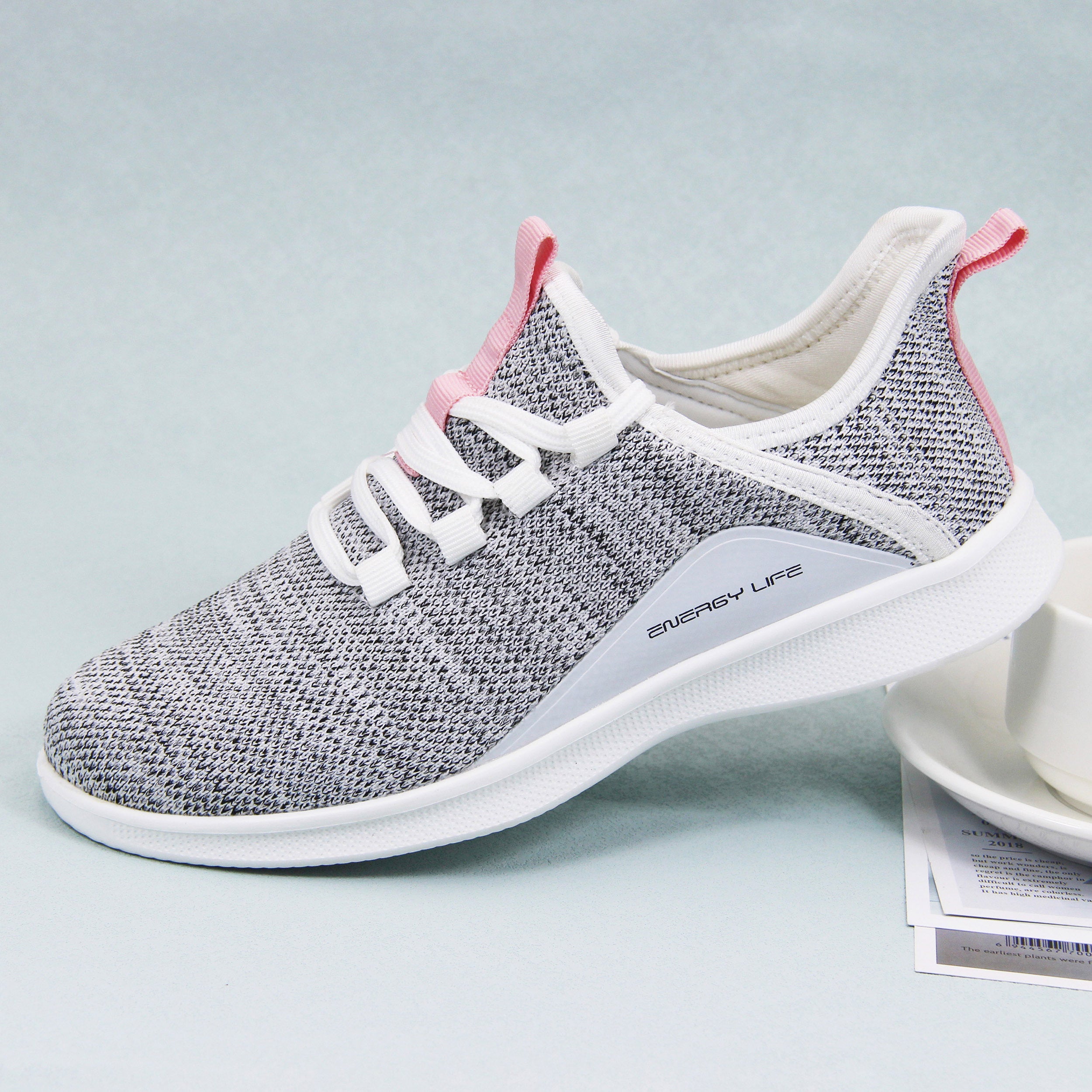Women's Lightweight Lace Up Running Shoes Low Top Sneakers
