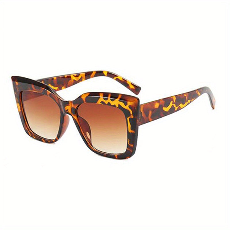 Oversized Cat Eye Sunglasses Women Gradient UV Protection Glasses