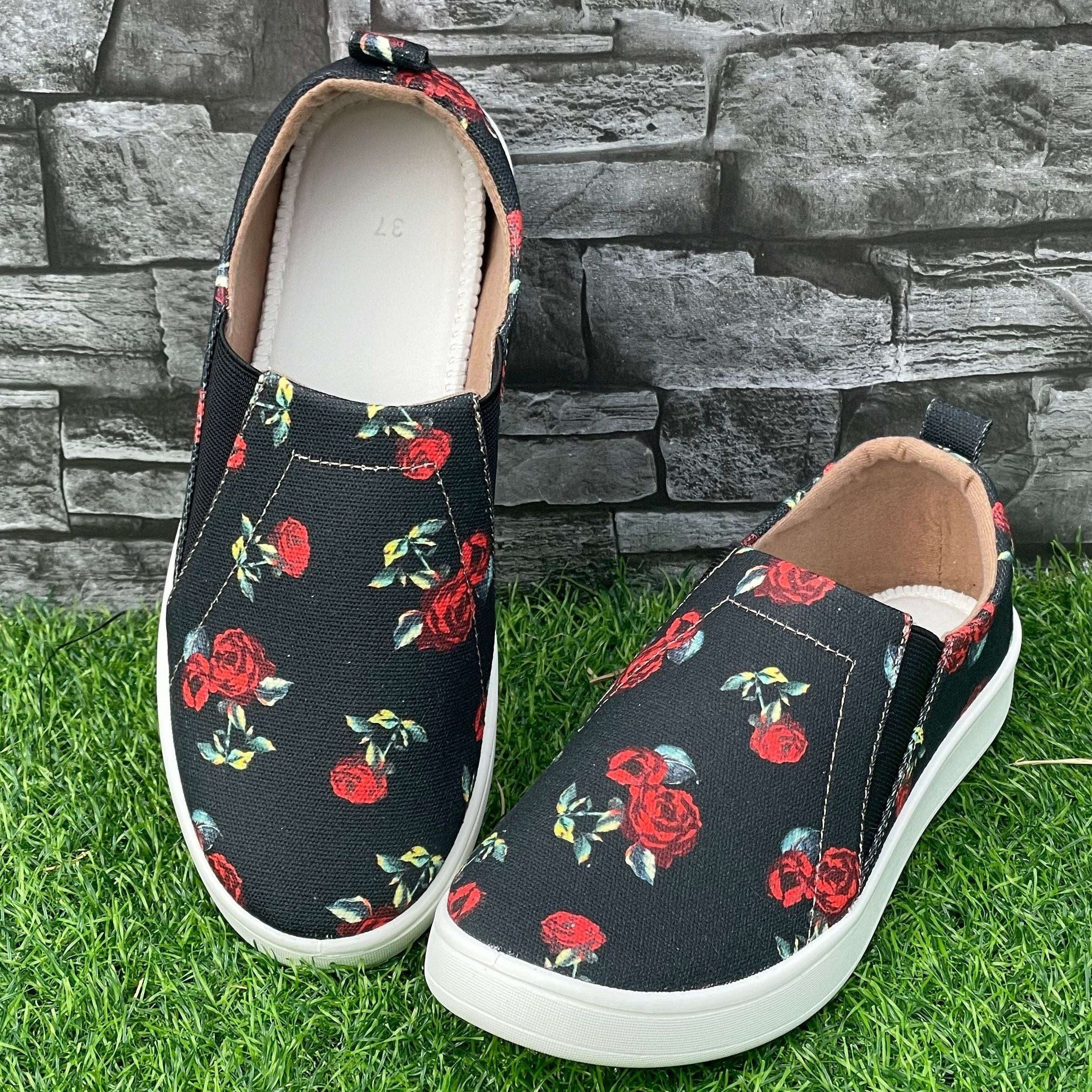 Rose Pattern Slip-On Flat Shoes Women's Casual Lightweight Shoes