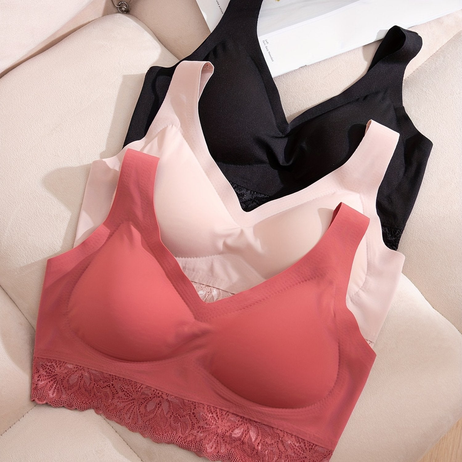 3pcs Lace Wireless Padded Bras Scallop Trim Lingerie Set