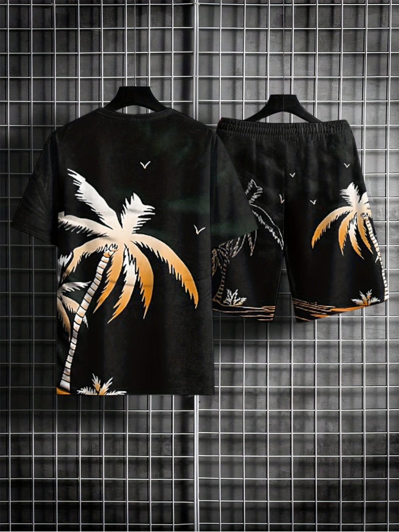 Coconut Tree Print Men's Outfits Casual T-shirt & Shorts Set