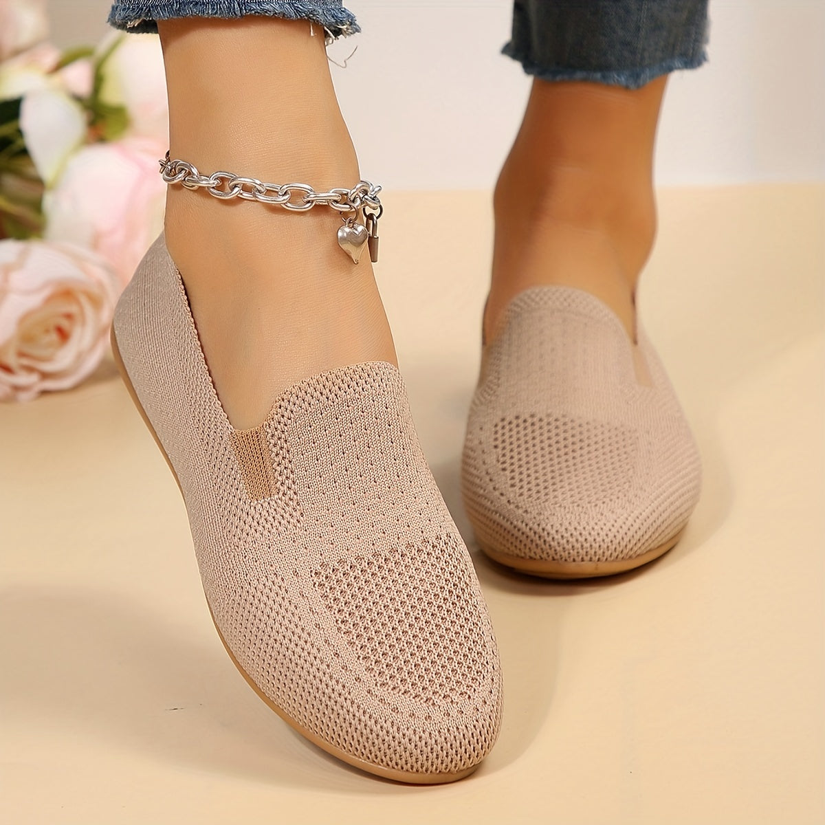 Women's Knit Mesh Slip On Flat Shoes Lightweight & Comfortable