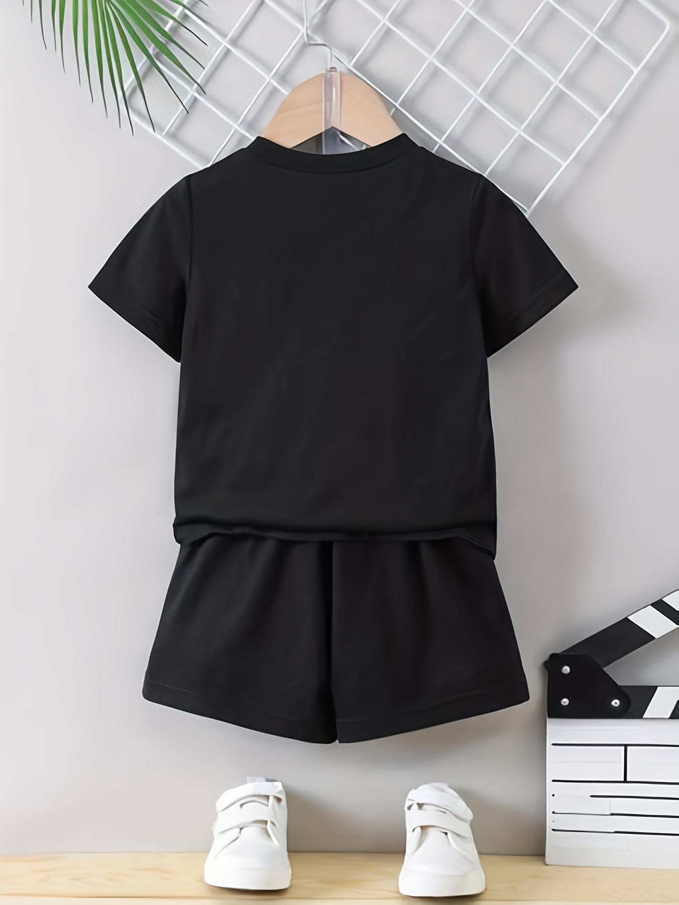 Boy's Happy Skull Print 2pcs Set: T-shirt & Shorts
