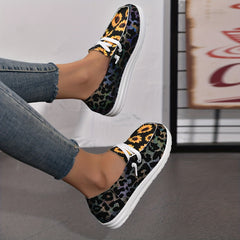 Chrysanthemum & Leopard Print Canvas Shoes Low Top Lace Up Round Toe Casual Shoe