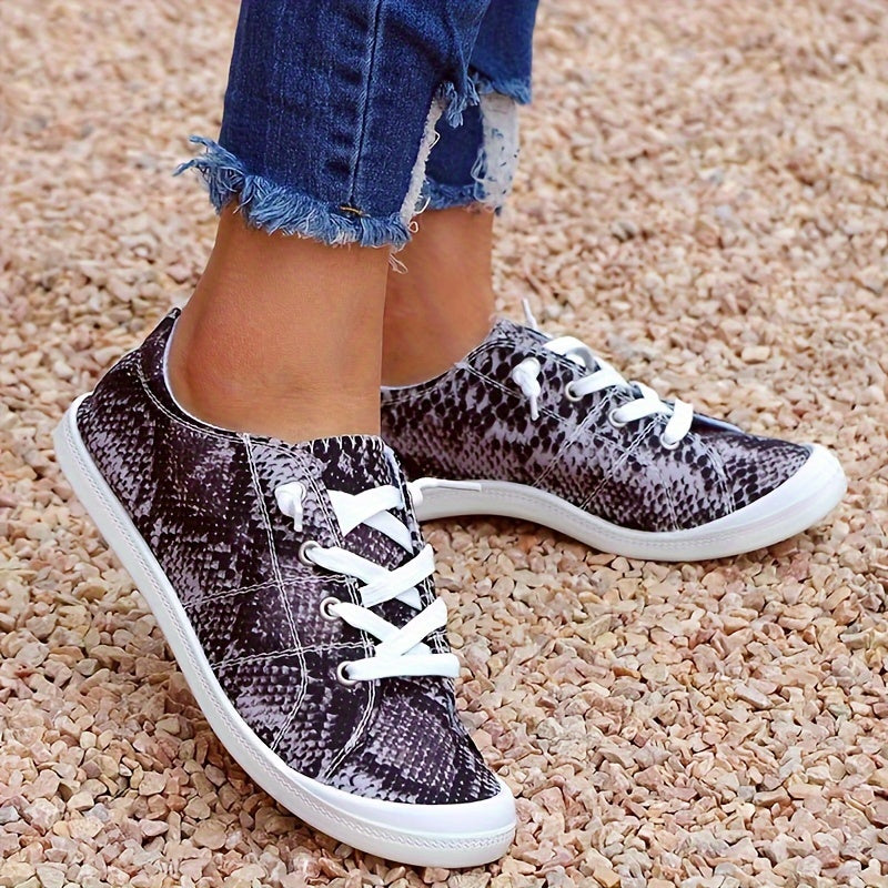 Women's Snake Pattern Flat Shoes Lightweight and Comfortable