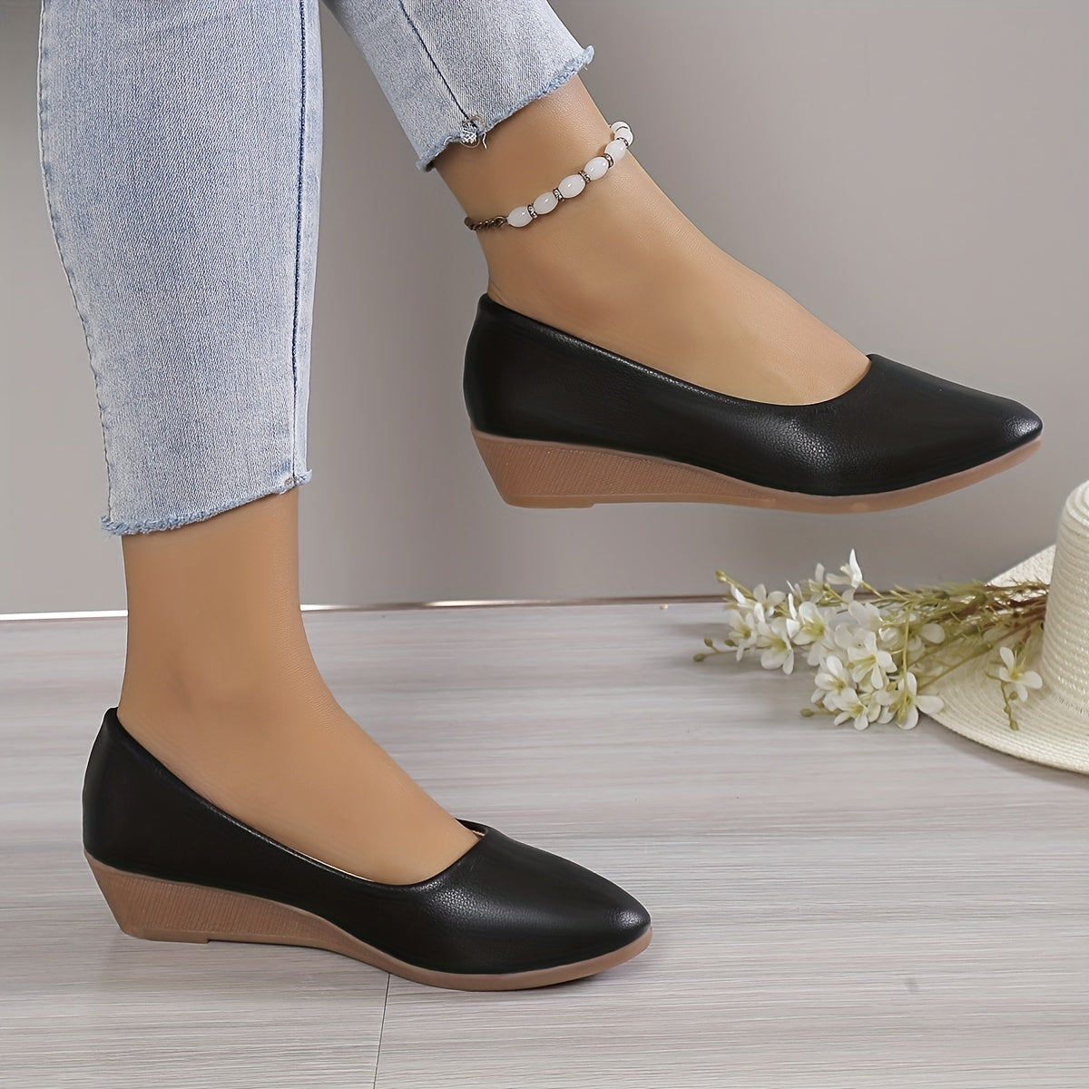 Women's Comfy Slip On Wedge Shoes Lightweight Soft Sole