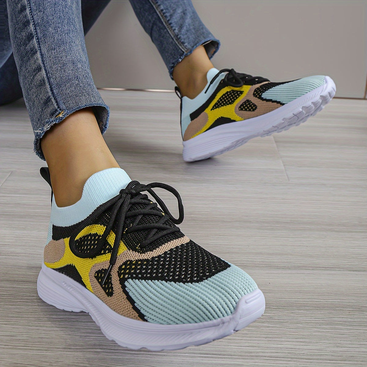 Women's Block Athletic Sneakers Lace up Running Shoes