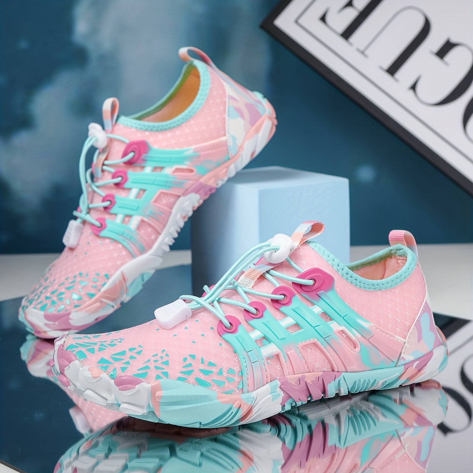 Sporty Water Shoes Non slip Lightweight Casual Shoes For Women