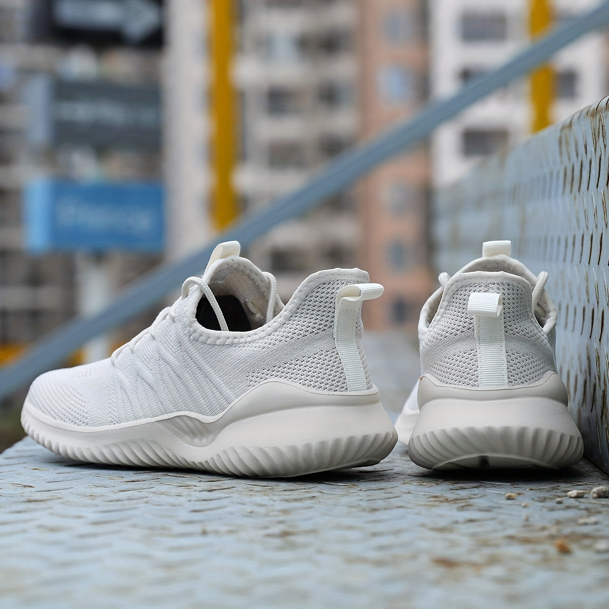 Women's Mesh Breathable Sports Shoes Lightweight Non slip Sneakers