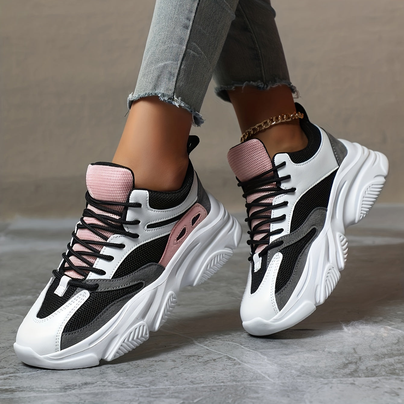 Chunky Sneakers Mesh Breathable Lace Up Running Shoes