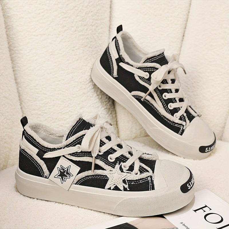 Women's Star Patched Platform Skate Shoes