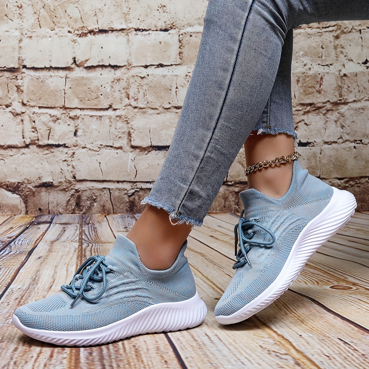 Women's Breathable Knit Sneakers Closed Toe Lace Up Shoes Lightweight