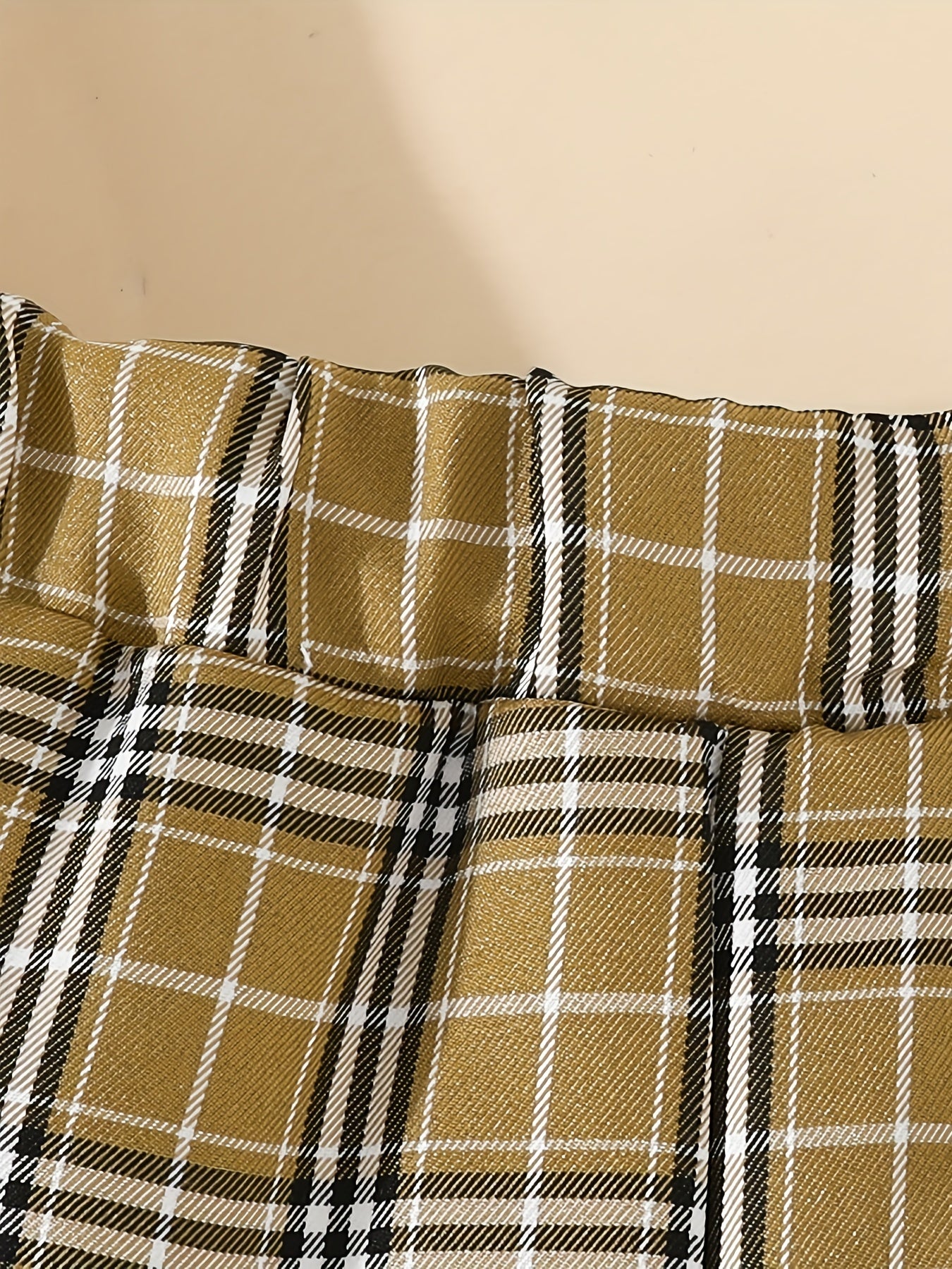 2pcs Baby Boys Bowknot Onesie & Plaid Shorts Set