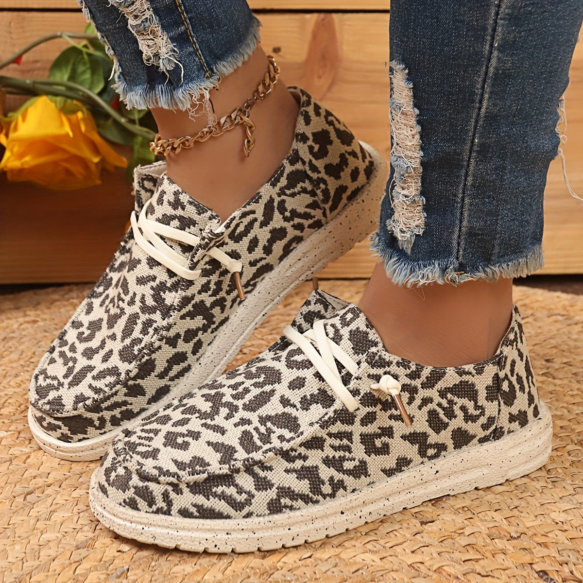 Leopard Pattern Skate Shoes, Lightweight Lace Up Canvas Shoes
