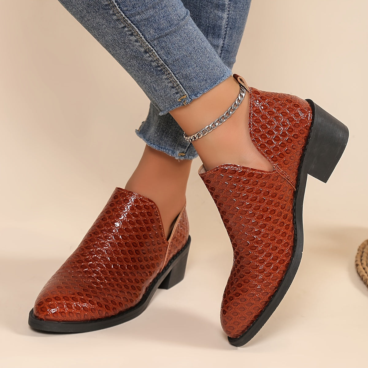Women's Patent Leather Shoes Low Chunky Heel Brogue Shoes
