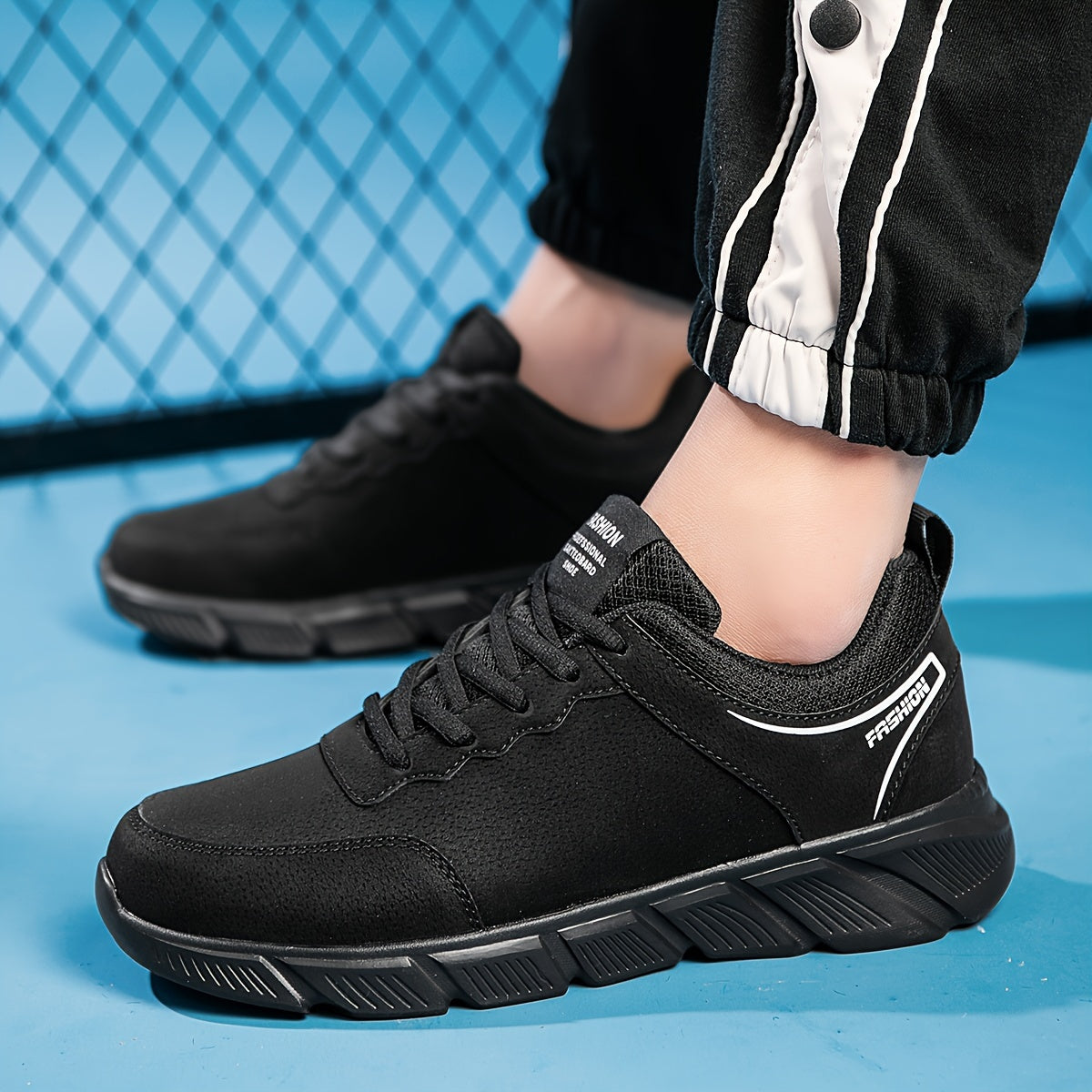 Men's Breathable Running Shoes Soft Sole Sneakers Outdoor Jogging