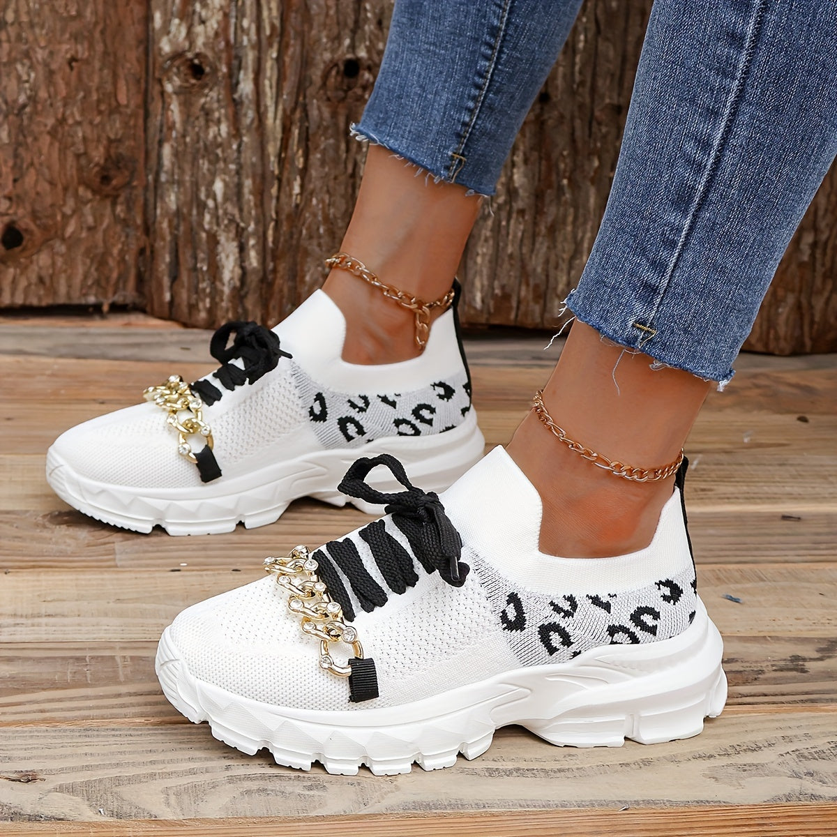 Leopard Print Chain Decor Sports Sneakers