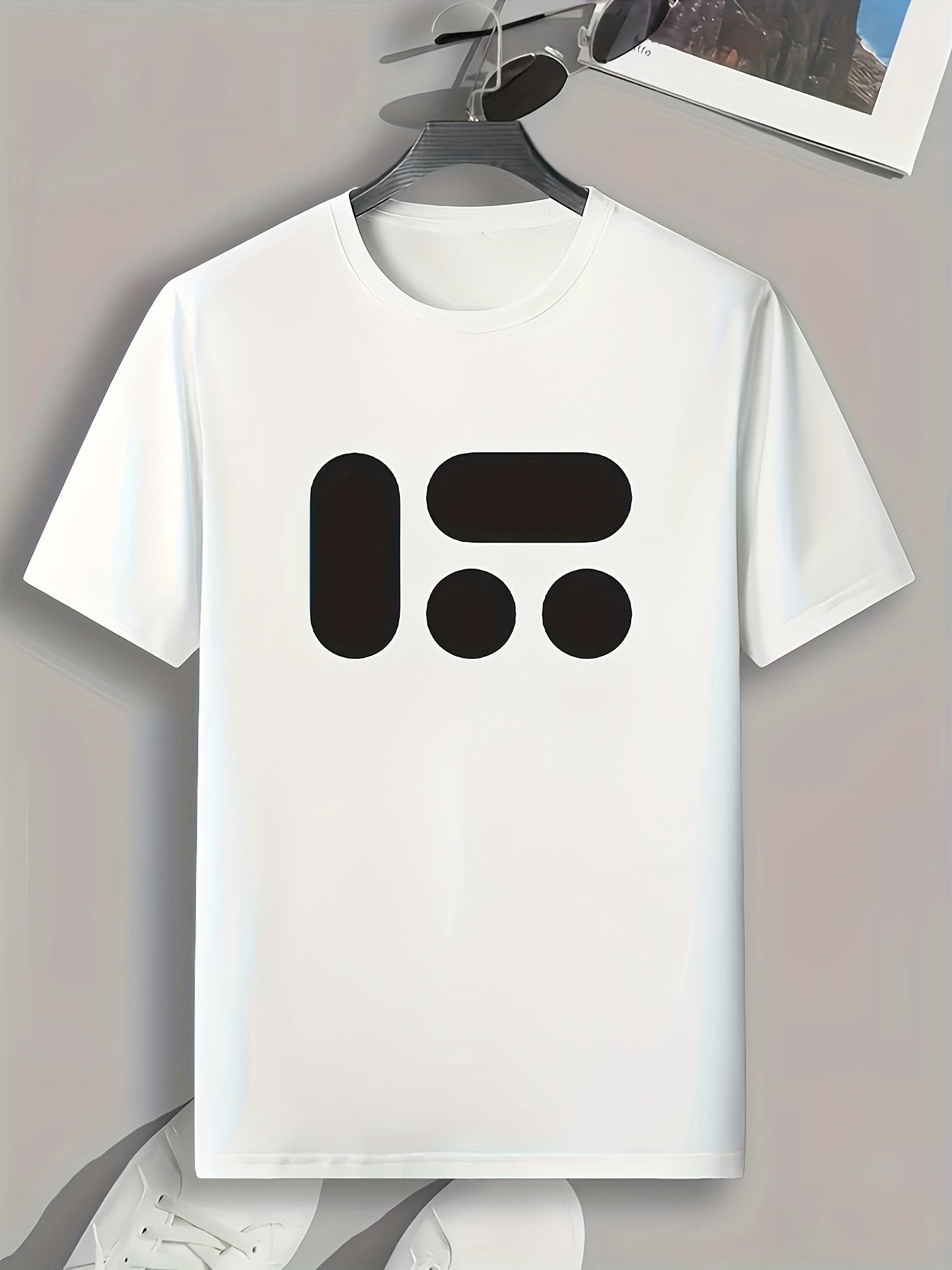 Symbol Pattern Print Men's Comfy Sports T shirt for Fitness Activities