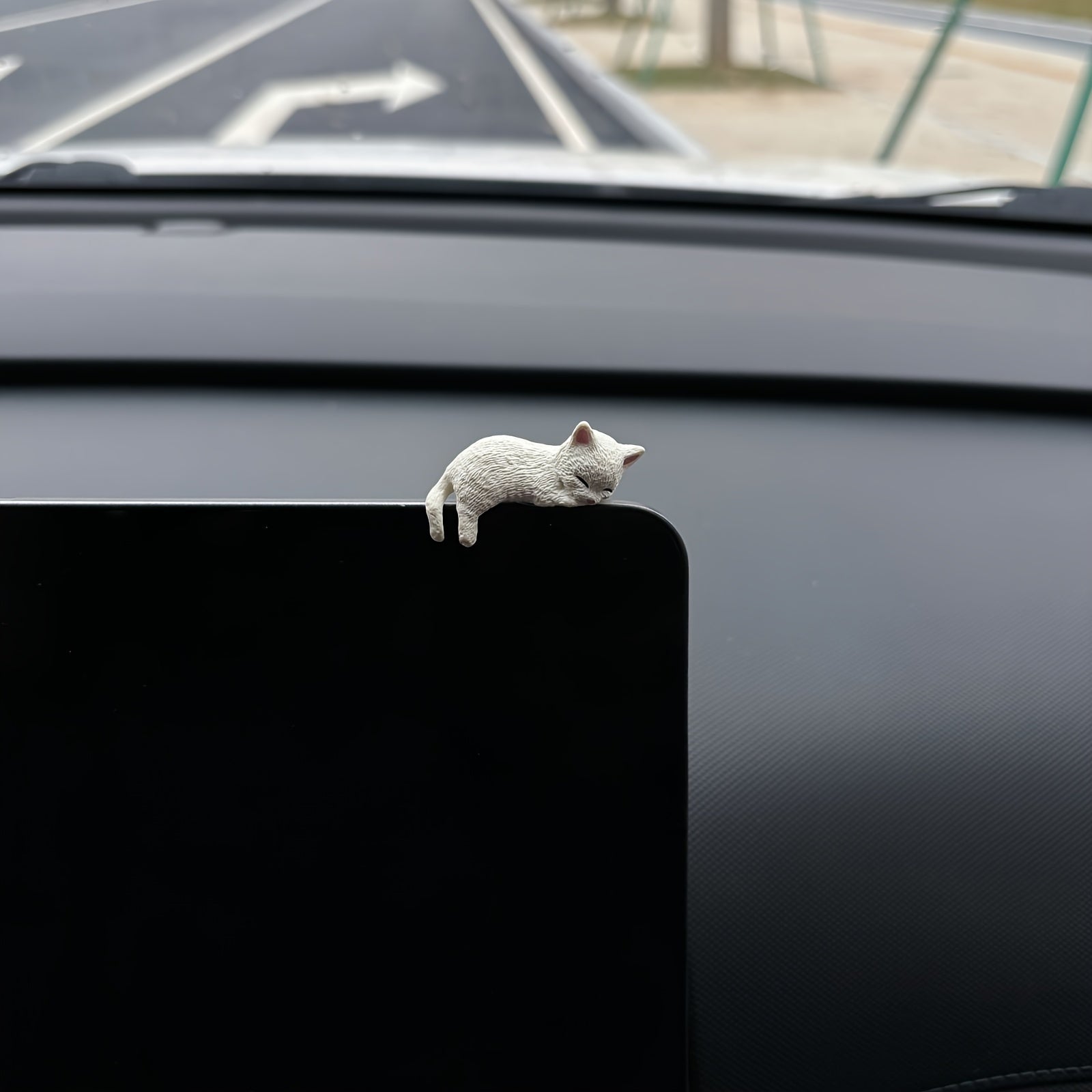 4pcs Cartoon Cat Car Dashboard Decorations ABS Resin Figurines
