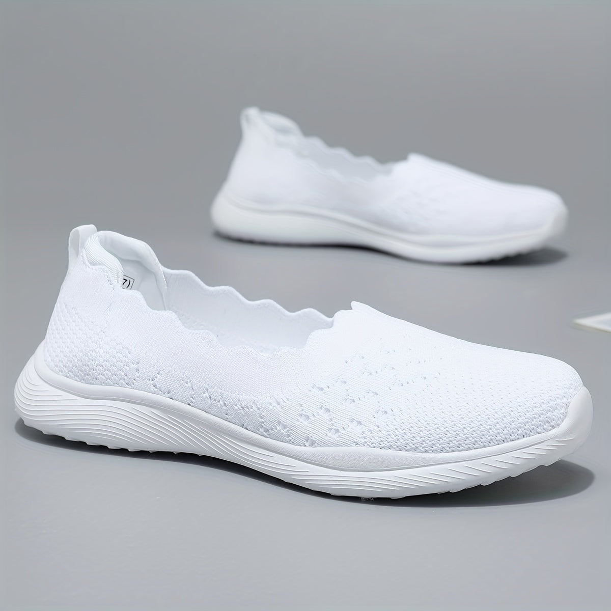 Women's Solid Low Top Walking Shoes Lightweight Casual Sport Shoes