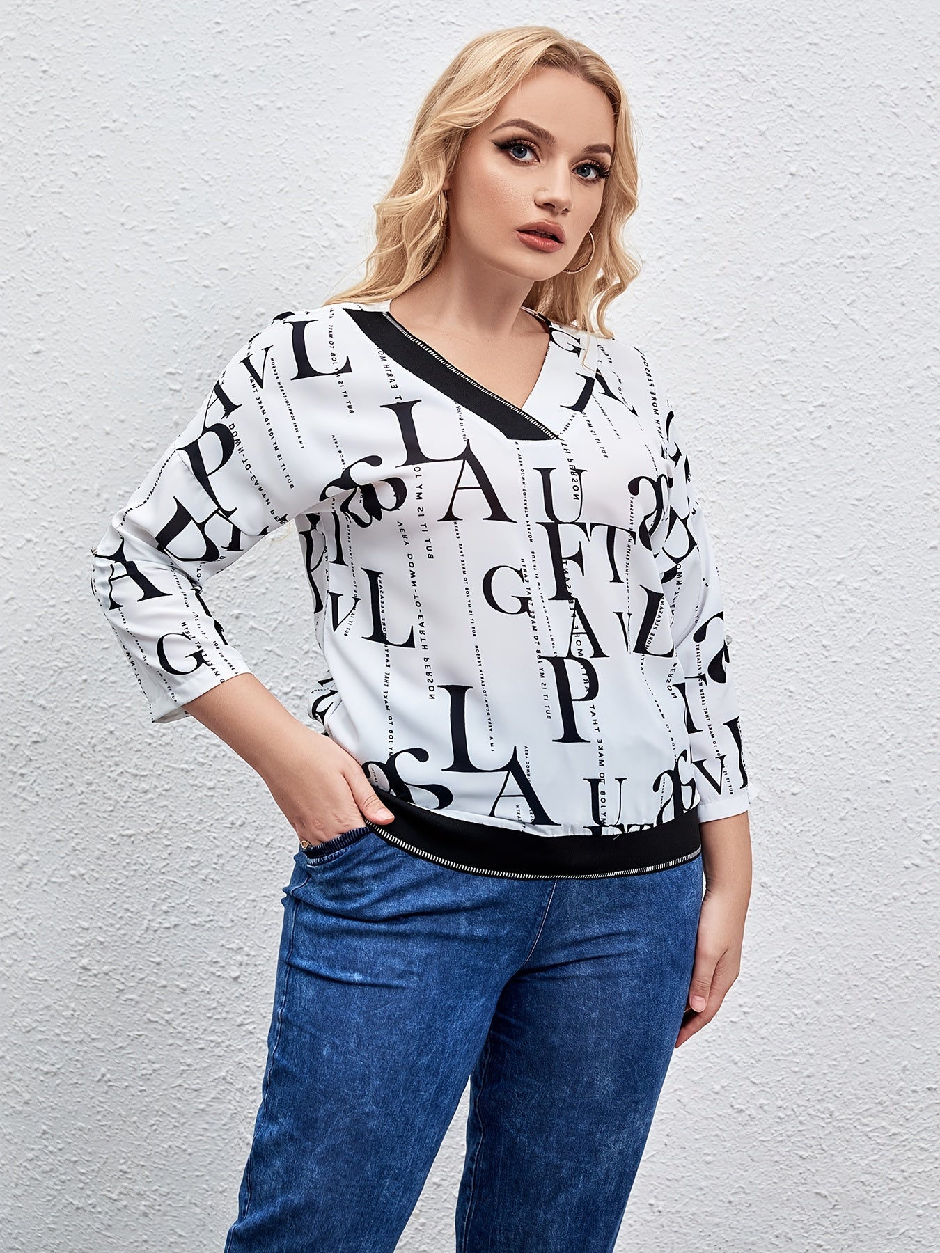 Women's Letter Print V-Neck Blouse