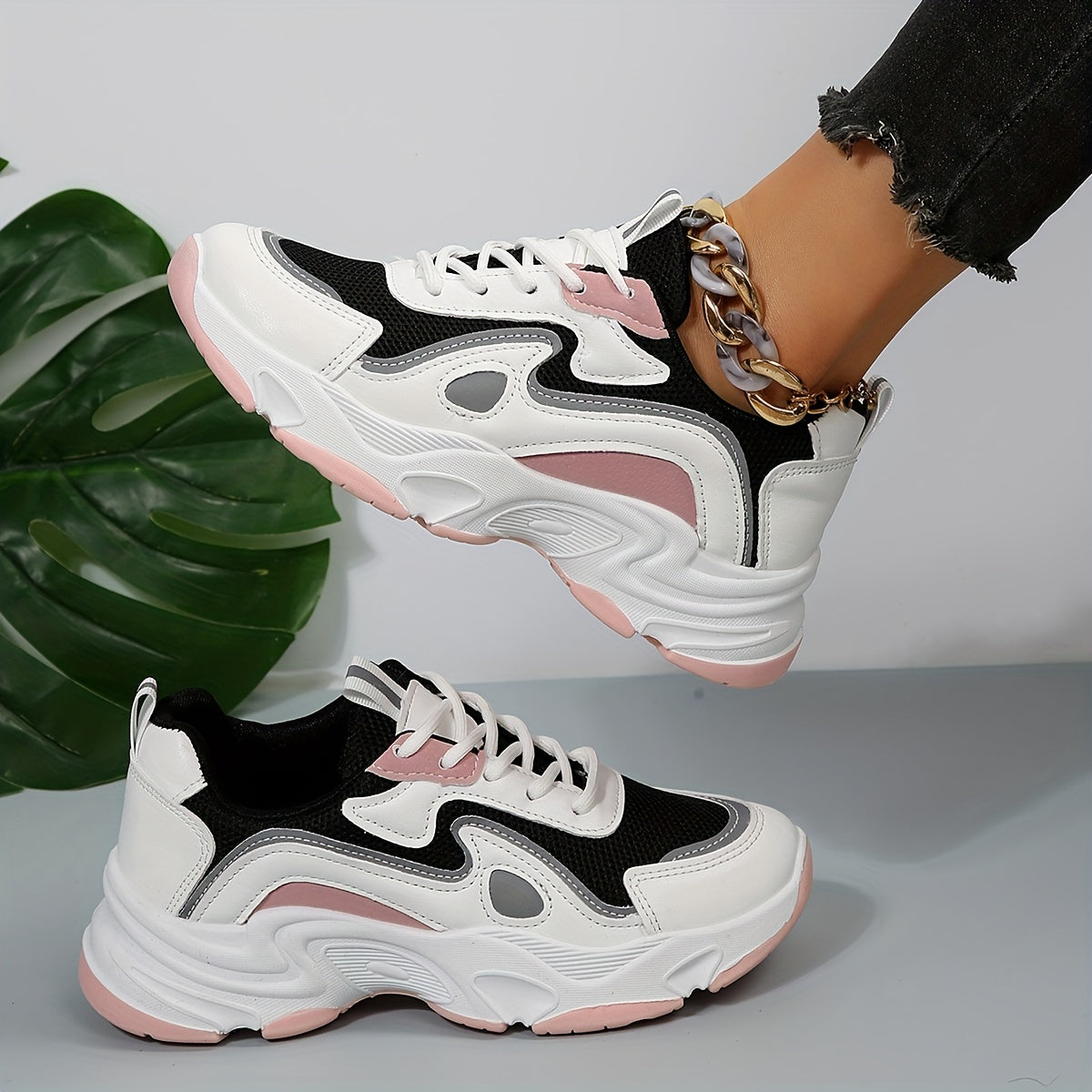 Women's Colorblock Chunky Sneakers Lace Up Running Shoes