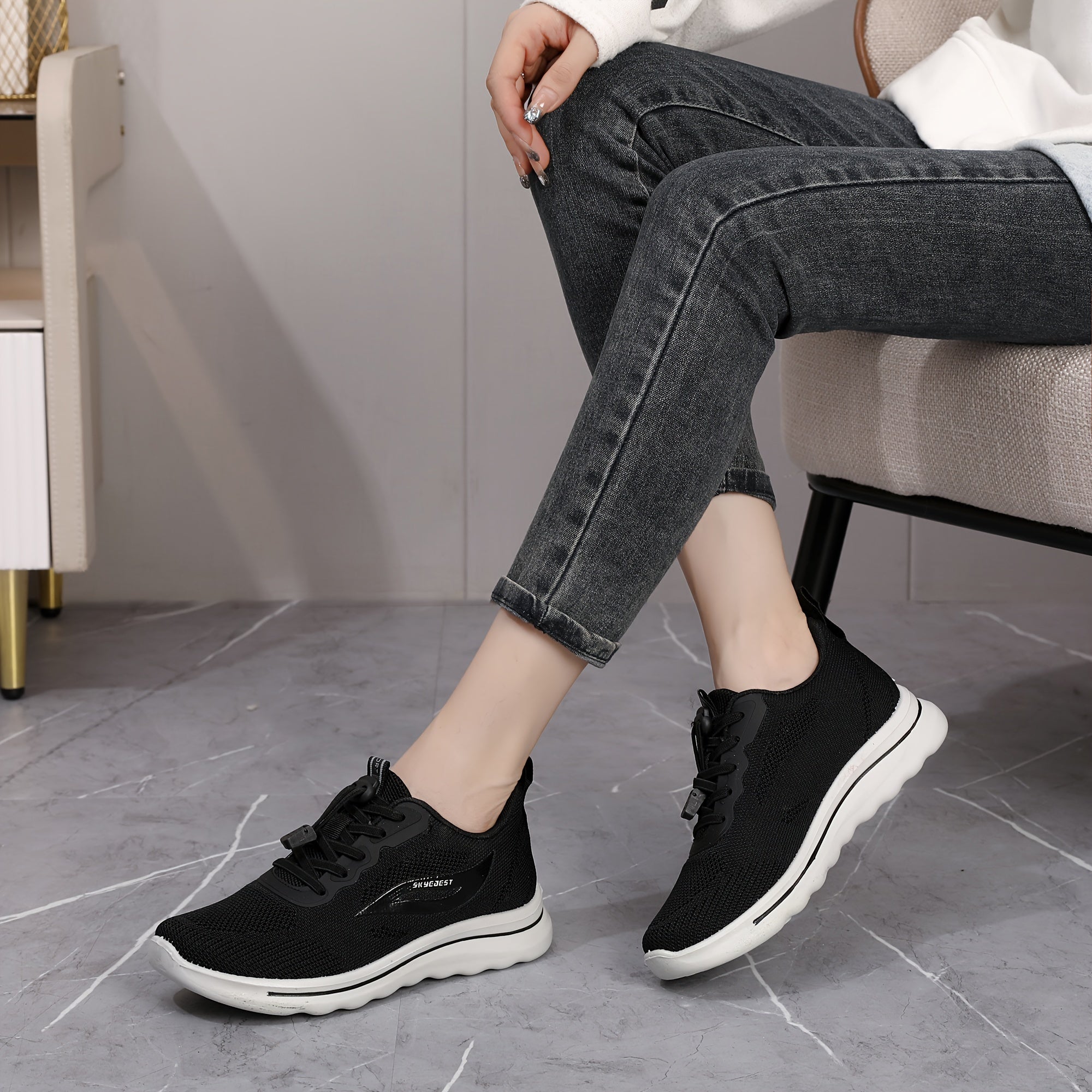 Women's Breathable Mesh Tennis Shoes Lightweight Comfortable Sneakers
