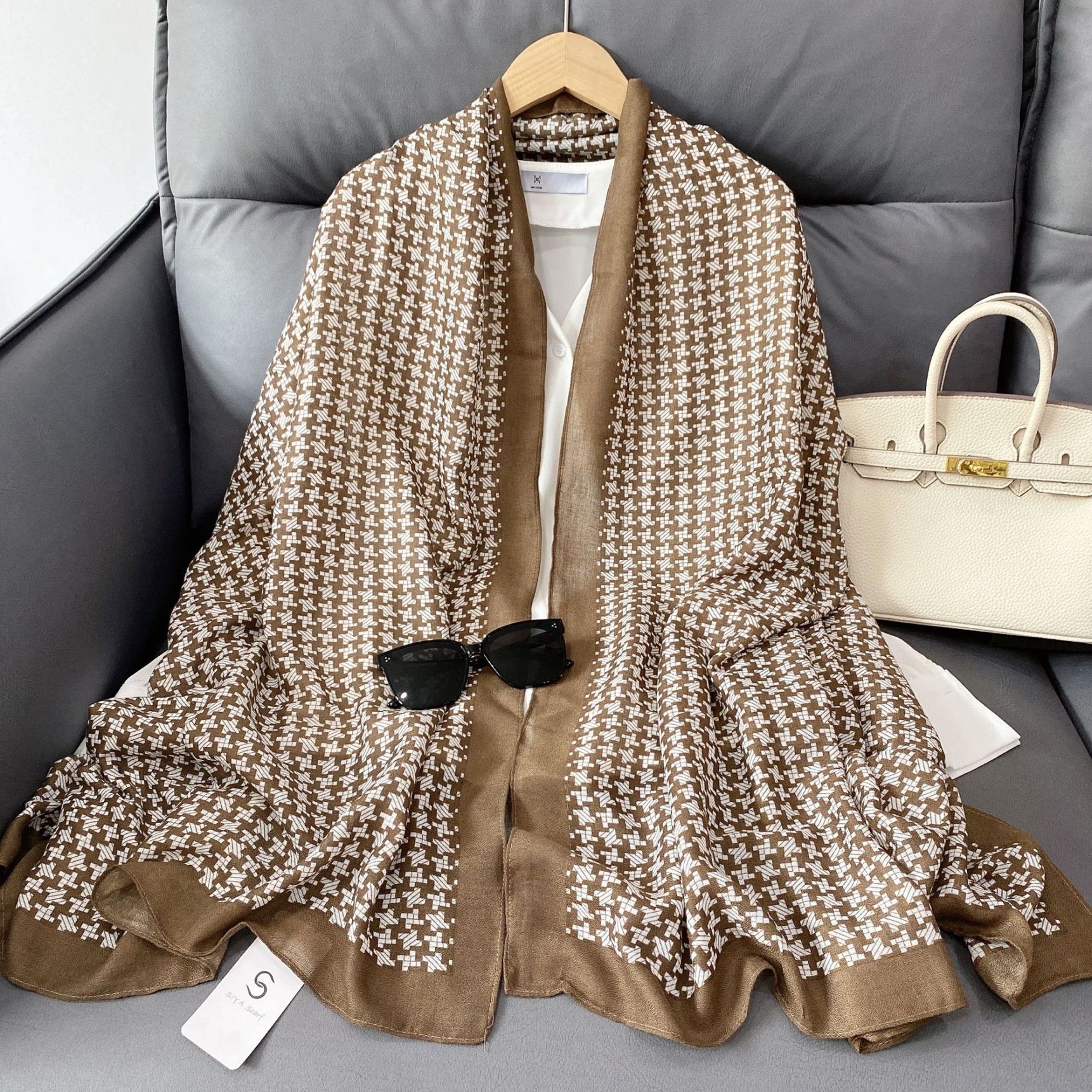 Geometric Pattern Wide Shawl Polyester Scarf