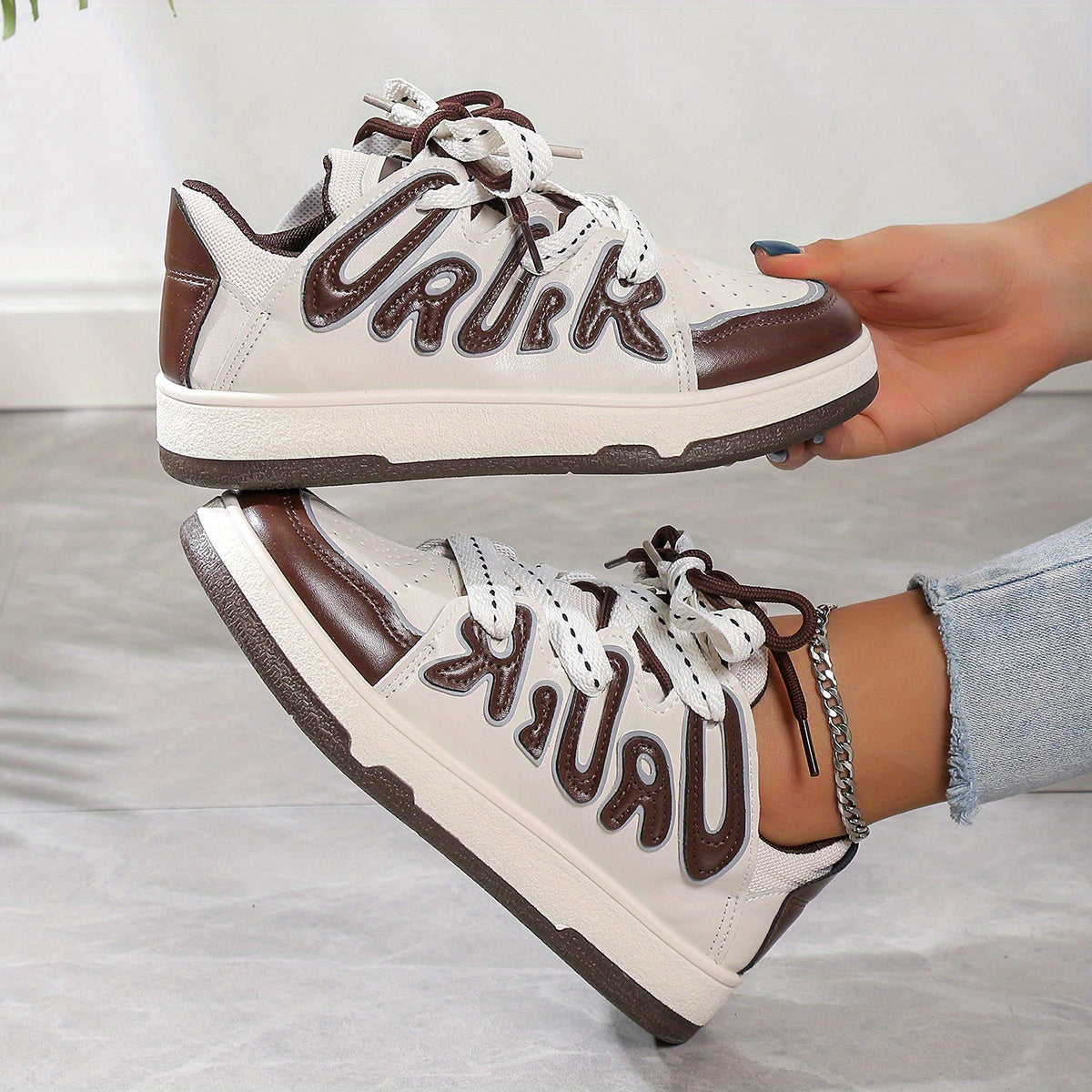 Women's Block Non-slip Skate Shoes Thick Bottom Sneakers