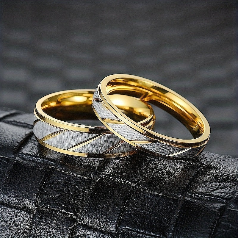 Diagonal Batch Flower Couple Ring