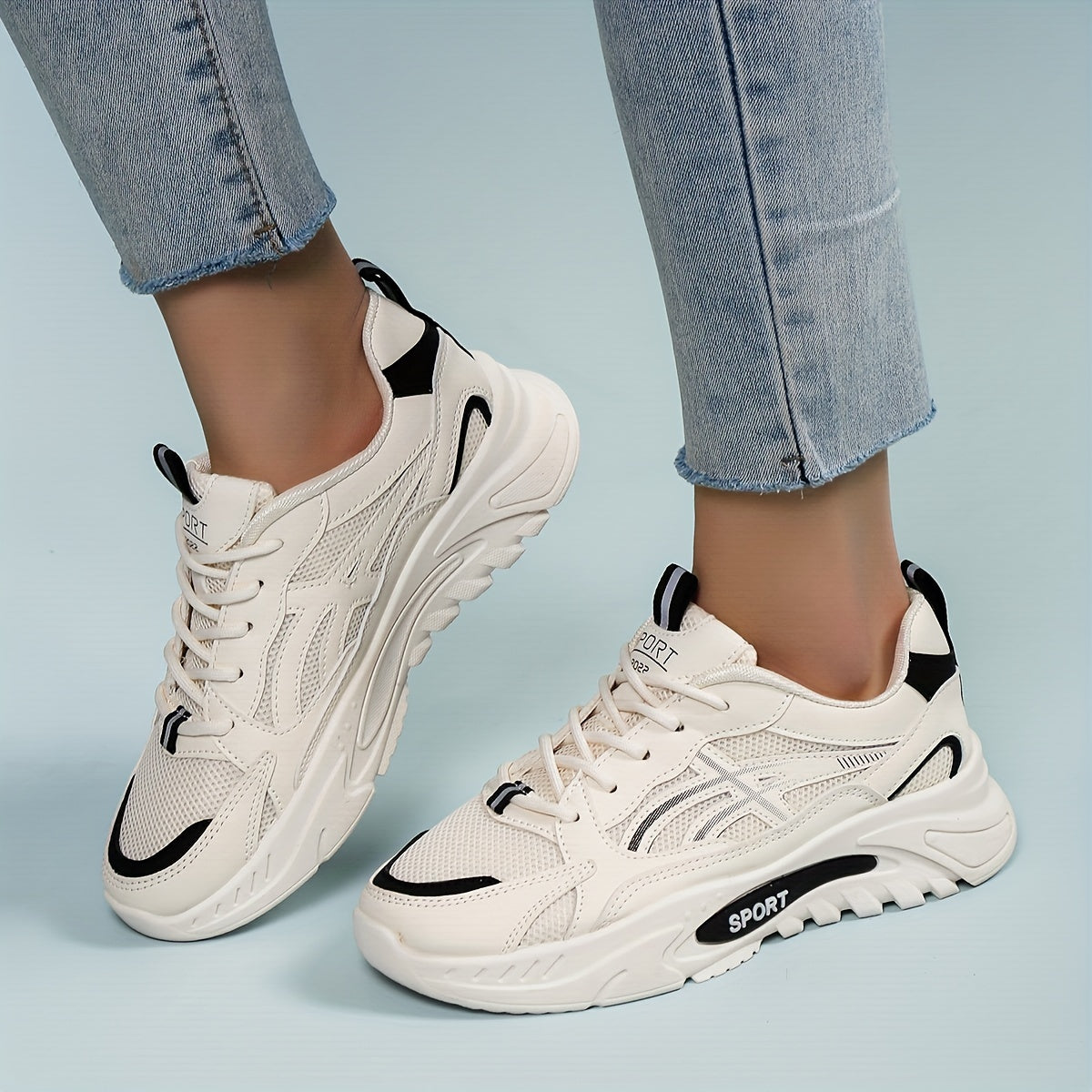 Women's Breathable Mesh Sneakers Lace Up Outdoor Comfort Running Shoes