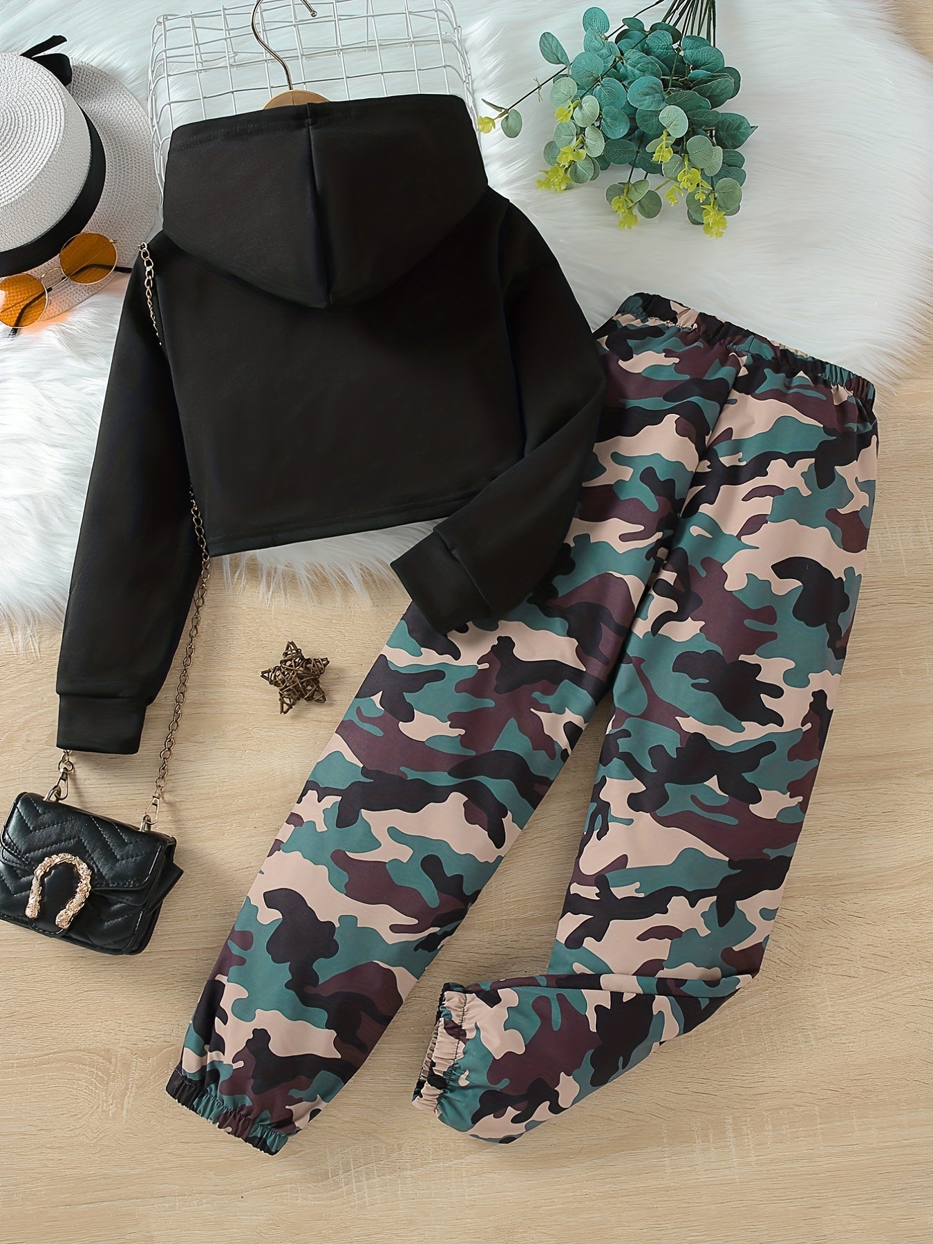 Girls 'Bonjour' Print Hooded Sweatshirt & Camo Cargo Pants Set