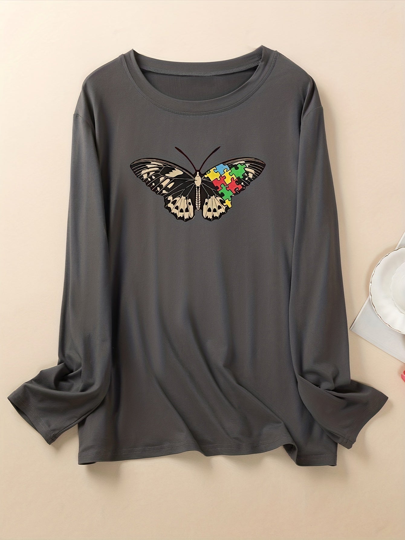 Butterfly Print Long Sleeve Pajama Top Round Neck Loungewear