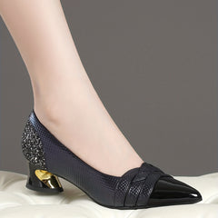 Crocodile Pattern Chunky Heels Faux Leather Pointed Toe Pumps