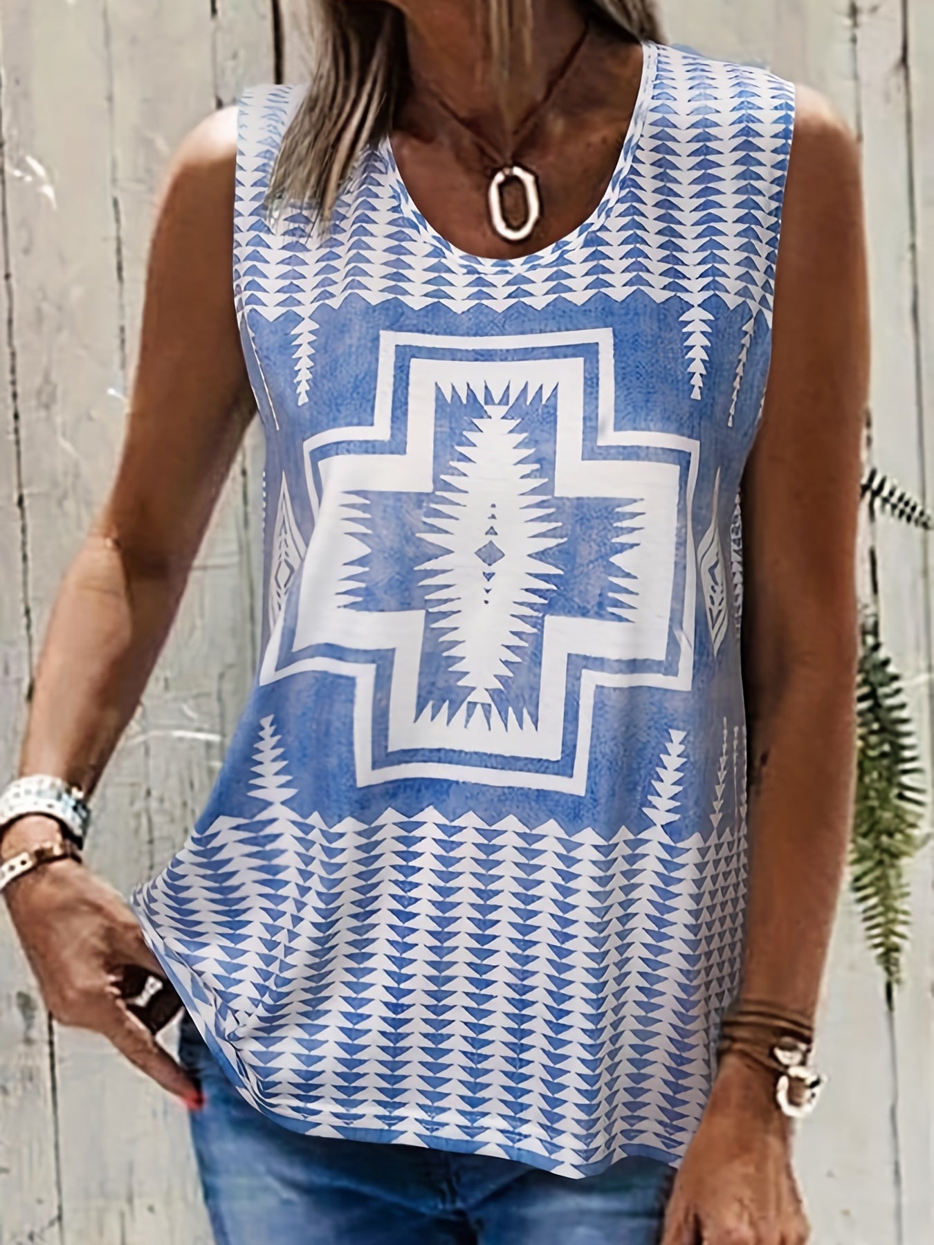 Plus Size Geometric Print V Neck Tank Top