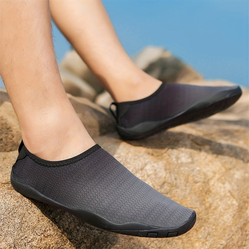 Men's Quick Drying Water Shoes Lightweight Slip On Beach Aqua Socks